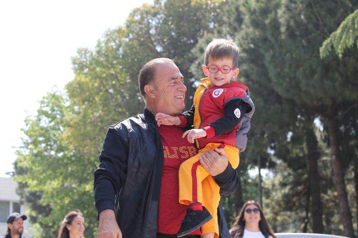 Claudio Taffarel ve Ümit Davala antrenmanda güreşti