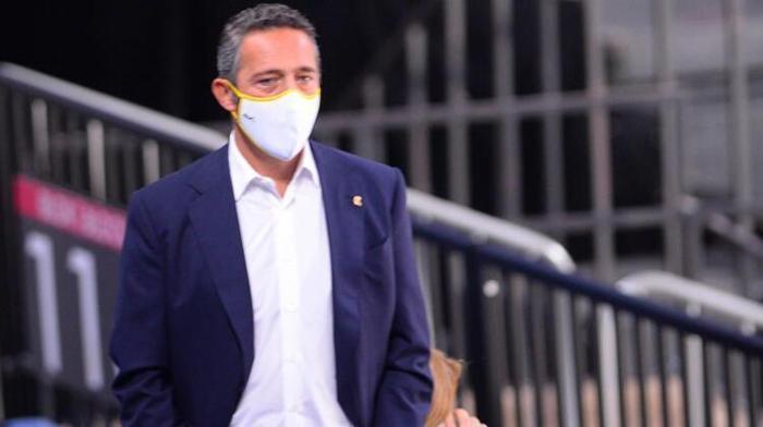 Fenerbahçede istifaya çağrılan Ali Koç kararını verdi Kongreye gidecek mi