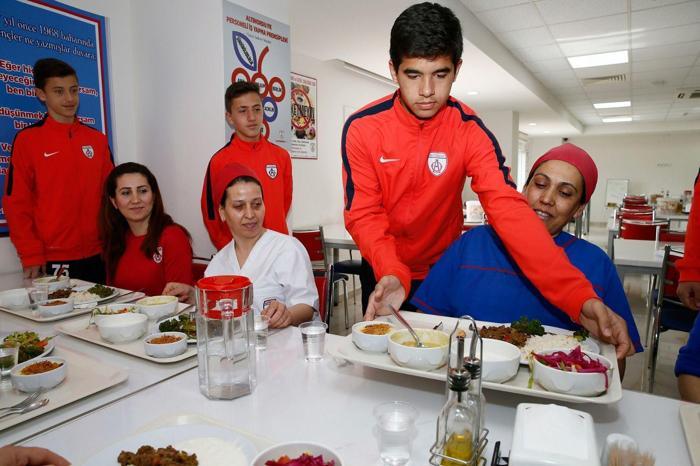 Hakan Kayalar: Onlar görünmeyen kahramanlar