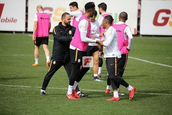 Floryada Fatih Terim fırtınası İdmanda...