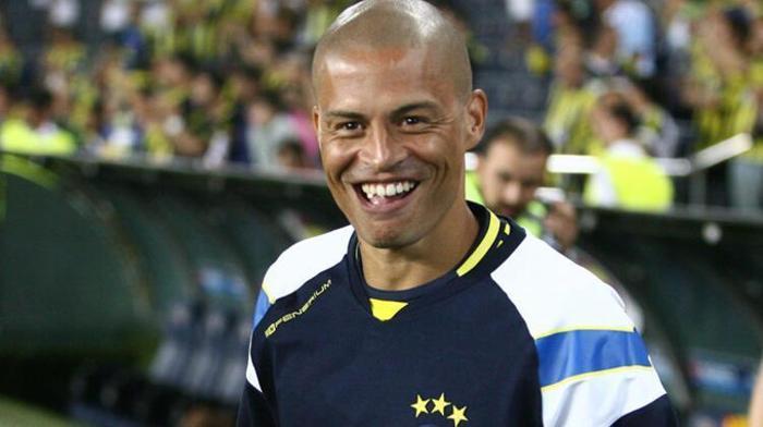 Fenerbahçe efsanesi Alex de Souzadan Aykut Kocaman için şok sözler