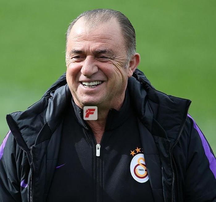 Floryada Fatih Terim fırtınası İdmanda...