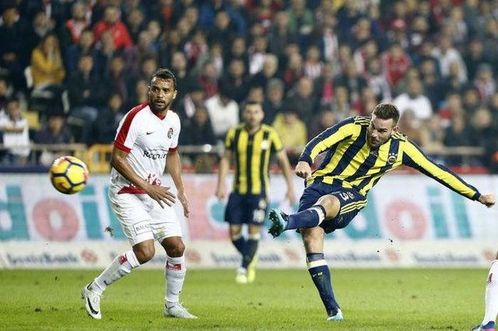 FLAŞ Fenerbahçe Janssen için teklifini yaptı