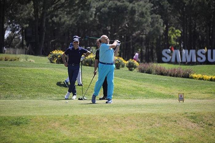 Mandela için golf oynadılar
