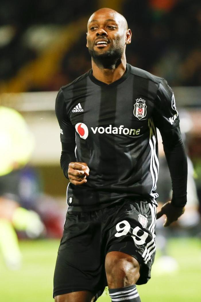 Beşiktaşlı Vagner Loveun menajerinden flaş transfer açıklaması