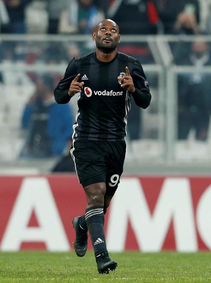 Beşiktaşlı Vagner Loveun menajerinden flaş transfer açıklaması