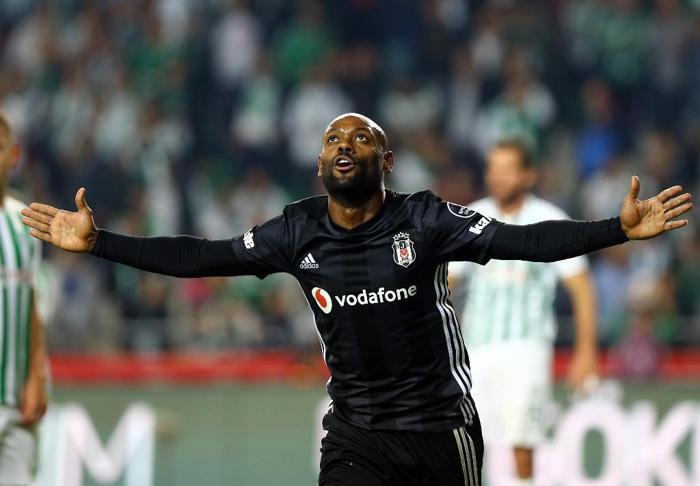 Beşiktaşlı Vagner Loveun menajerinden flaş transfer açıklaması