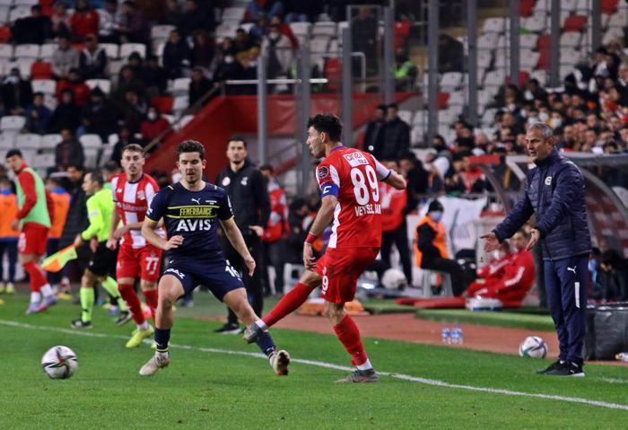 Fanatik yazarları Antalyaspor-Fenerbahçe maçını değerlendirdi: Ya sabır
