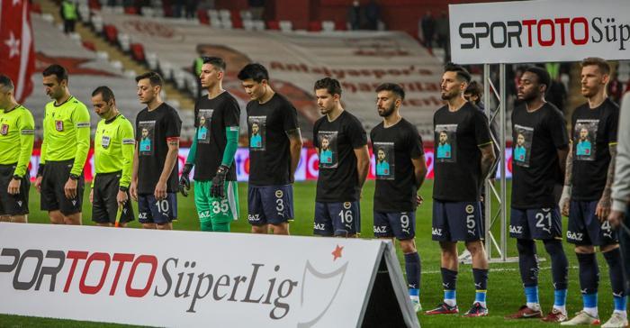 Fanatik yazarları Antalyaspor-Fenerbahçe maçını değerlendirdi: Ya sabır