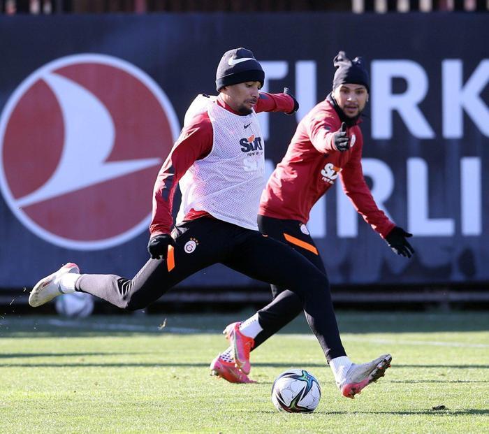 Son dakika haberi Galatasaraydan Hatayspora sürpriz kadro... Torrent 11ini belirledi