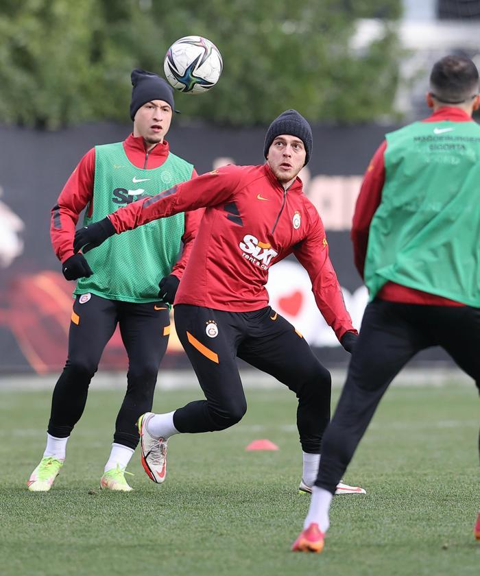 Son dakika haberi Galatasaraydan Hatayspora sürpriz kadro... Torrent 11ini belirledi