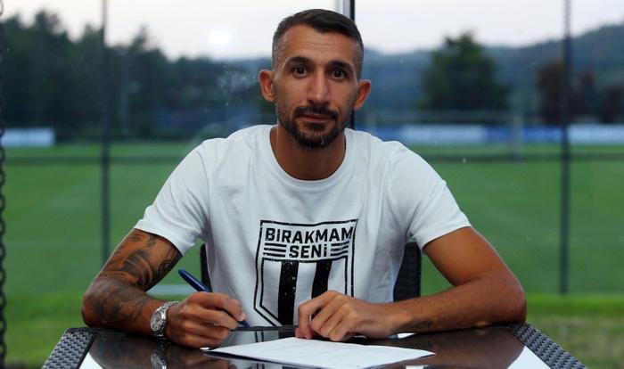 Son dakika Beşiktaş haberi 14 futbolcunun 10u gidiyor