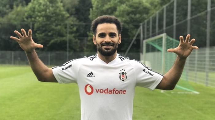 Son dakika Beşiktaş haberi 14 futbolcunun 10u gidiyor