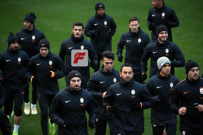 Galatasarayda Ozan Kabak şoku İdmanı yarıda bıraktı