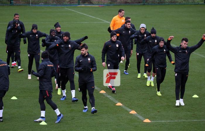Galatasarayda Ozan Kabak şoku İdmanı yarıda bıraktı