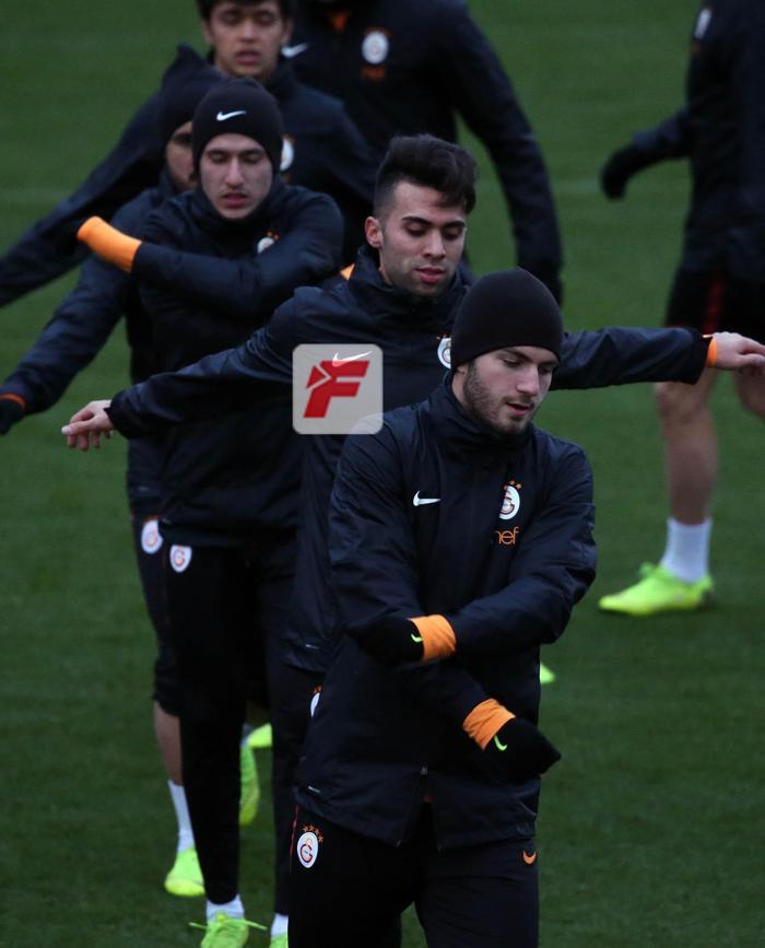 Galatasarayda Ozan Kabak şoku İdmanı yarıda bıraktı