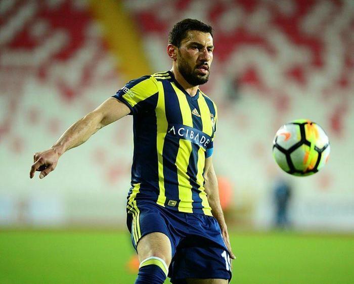 ŞENER ÖZBAYRAKLI (27)