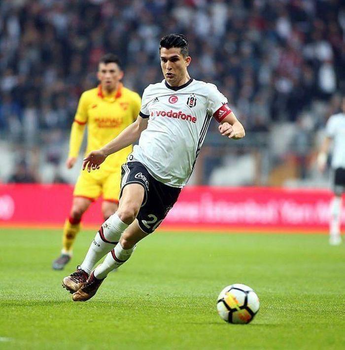 NECİP UYSAL (26)