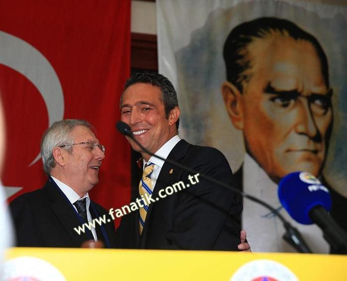 Fenerbahçede tarihi fotoğraf Aziz Yıldırım ve Ali Koç...