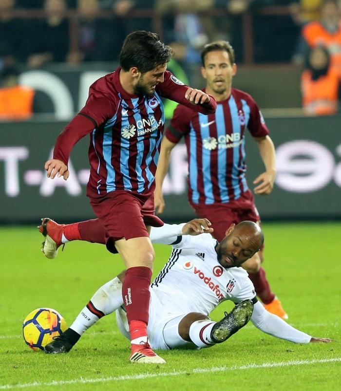 Gecenin sorusu (Erman Özgür)