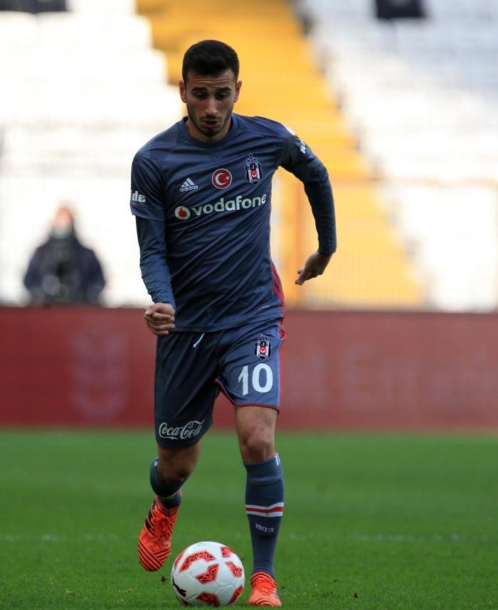 Beşiktaşlı Oğuzhan Özyakup Romaya transfer olacak mı Monchi açıkladı...