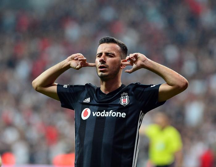 Beşiktaşlı Oğuzhan Özyakup Romaya transfer olacak mı Monchi açıkladı...
