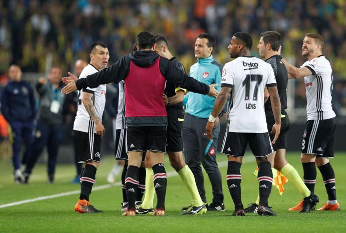 Beşiktaşın kararı dünya basınında