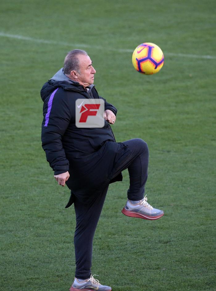 Galatasaray antrenmanında Fatih Terim şov