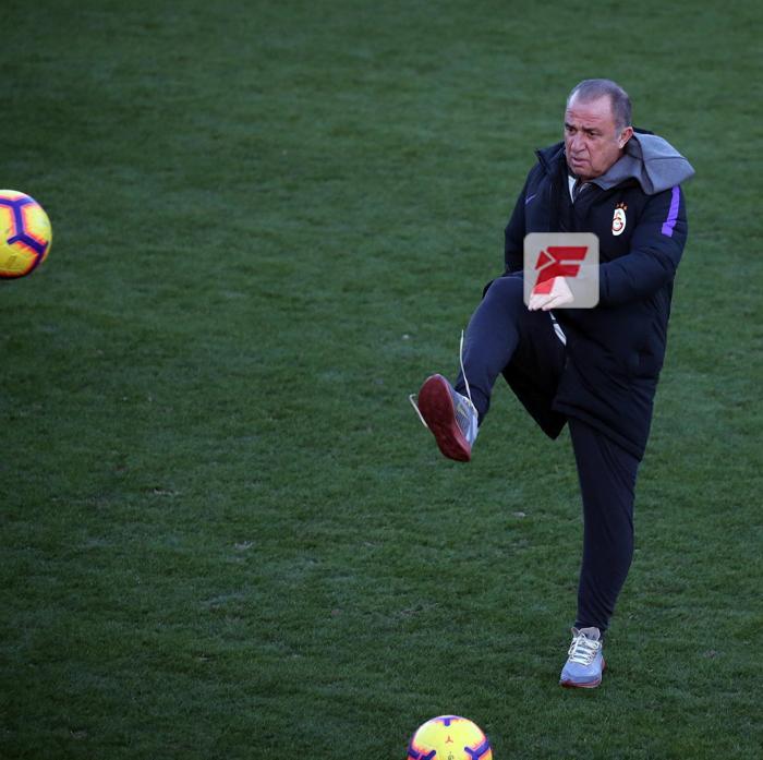 Galatasaray antrenmanında Fatih Terim şov