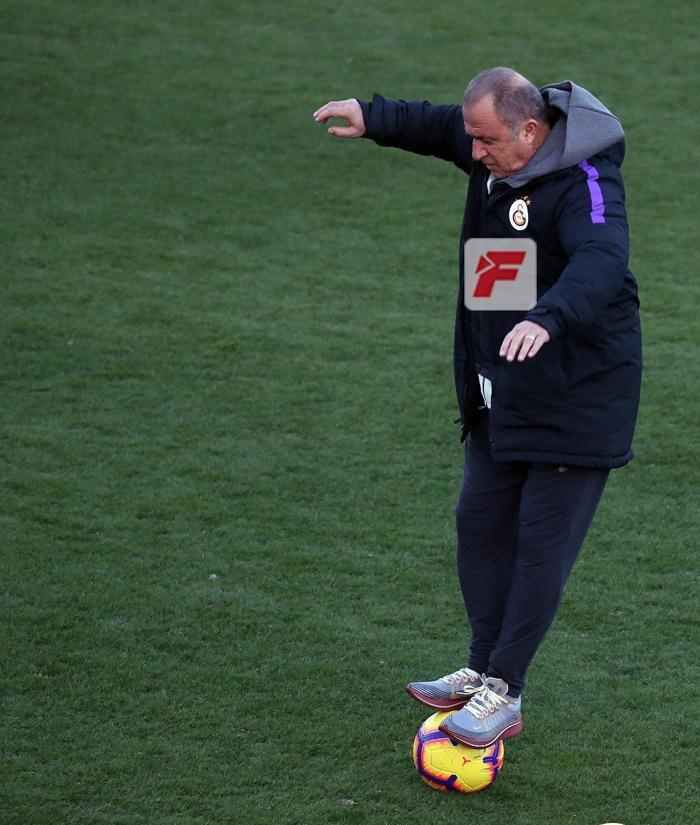 Galatasaray antrenmanında Fatih Terim şov
