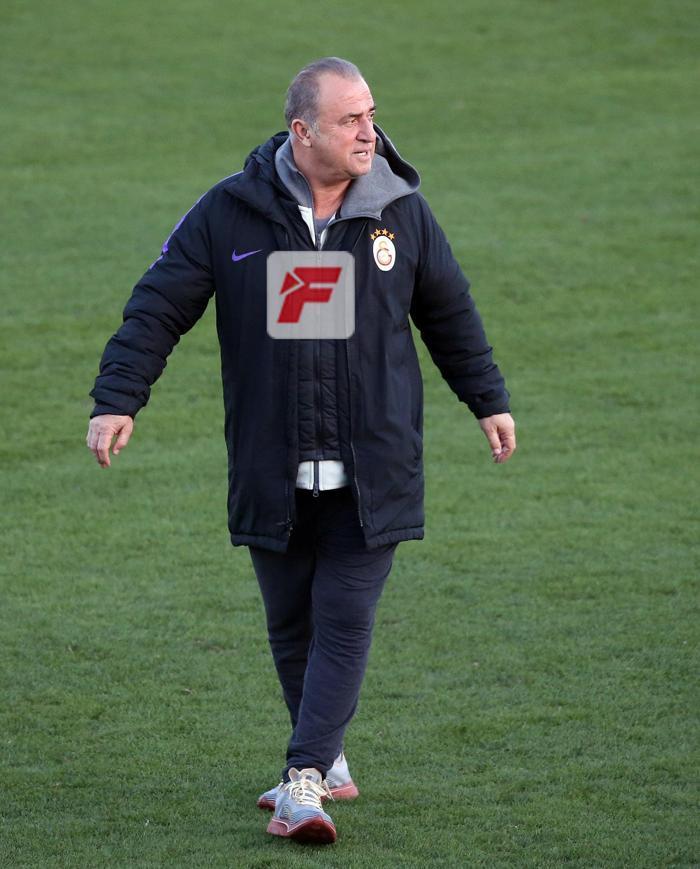 Galatasaray antrenmanında Fatih Terim şov