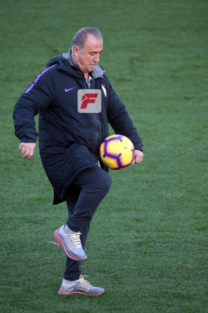 Galatasaray antrenmanında Fatih Terim şov