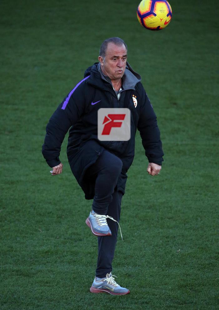 Galatasaray antrenmanında Fatih Terim şov