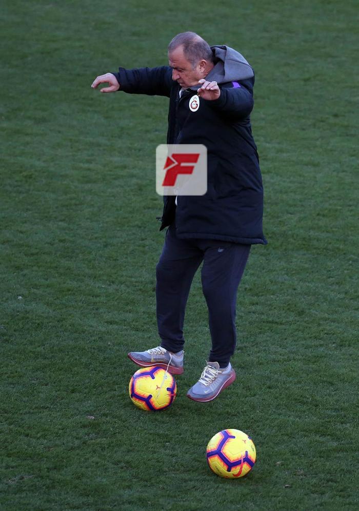Galatasaray antrenmanında Fatih Terim şov