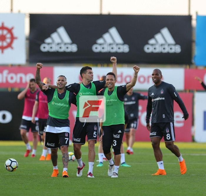 Ümraniyede kritik zirve Fikret Orman, Beşiktaş antrenmanında