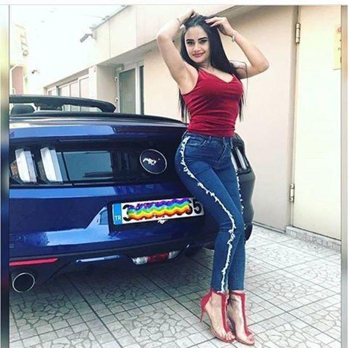 Gelin adayı Naz Milanın paylaşımları rahatsız etti Instagramı kapandı