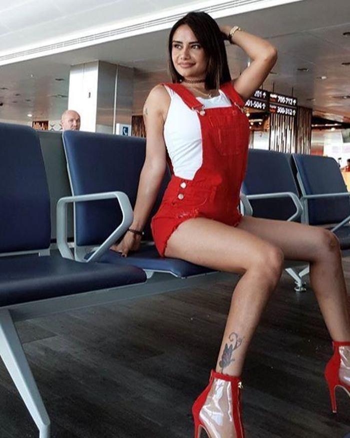 Gelin adayı Naz Milanın paylaşımları rahatsız etti Instagramı kapandı