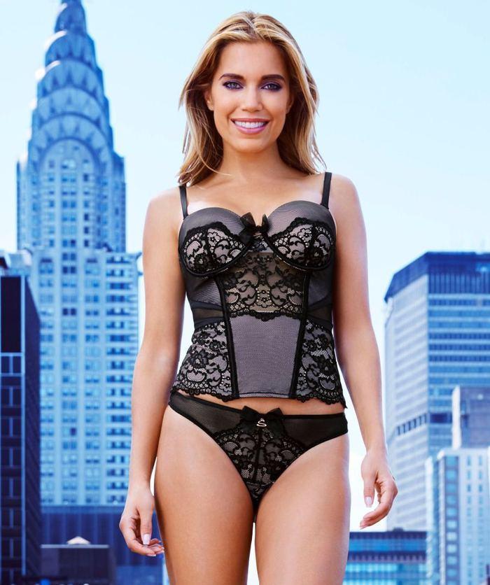 Sylvie Meis, sevgilisi Bart Willemsen ile öpüşürken yakalandı