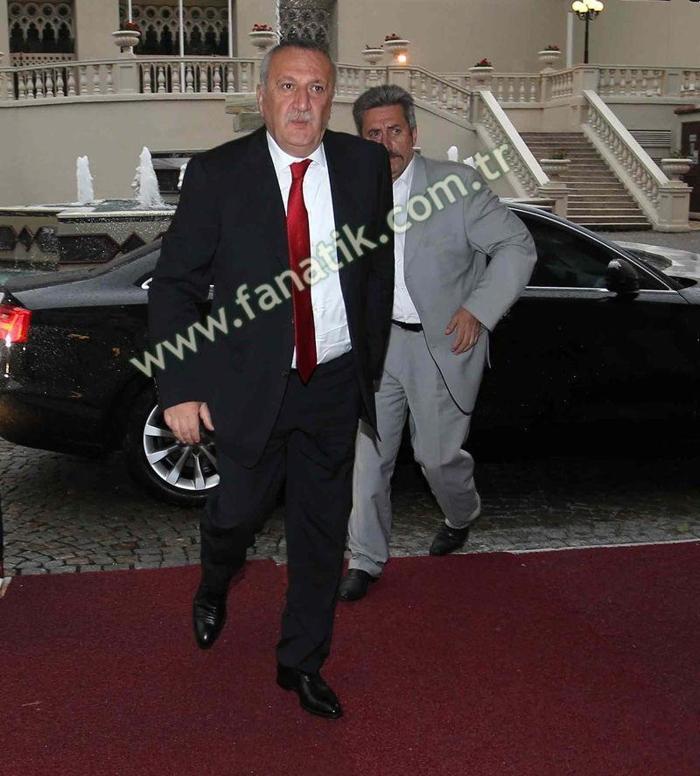 Cemre Kardeş-Selçuk İnan düğününden kareler