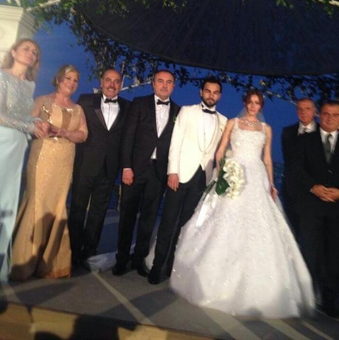 Cemre Kardeş-Selçuk İnan düğününden kareler