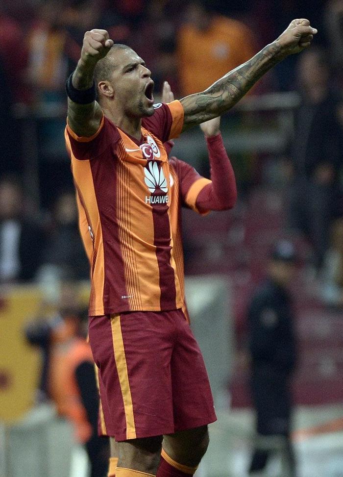 Galatasarayda transfer gündemi