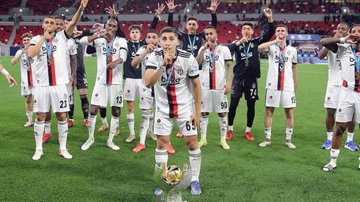 Transfer haberi Beşiktaşın genç yıldızı Emirhan İlkhanu dünya devi izleyecek
