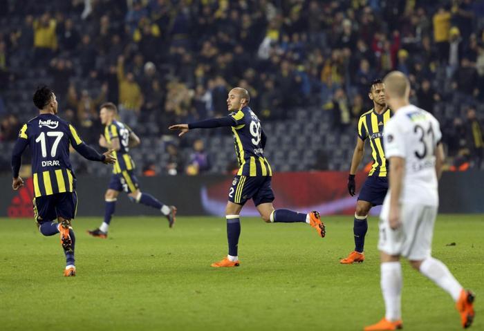 Fanatik yazarlarının Fenerbahçe - TM Akhisarspor maçı yorumları
