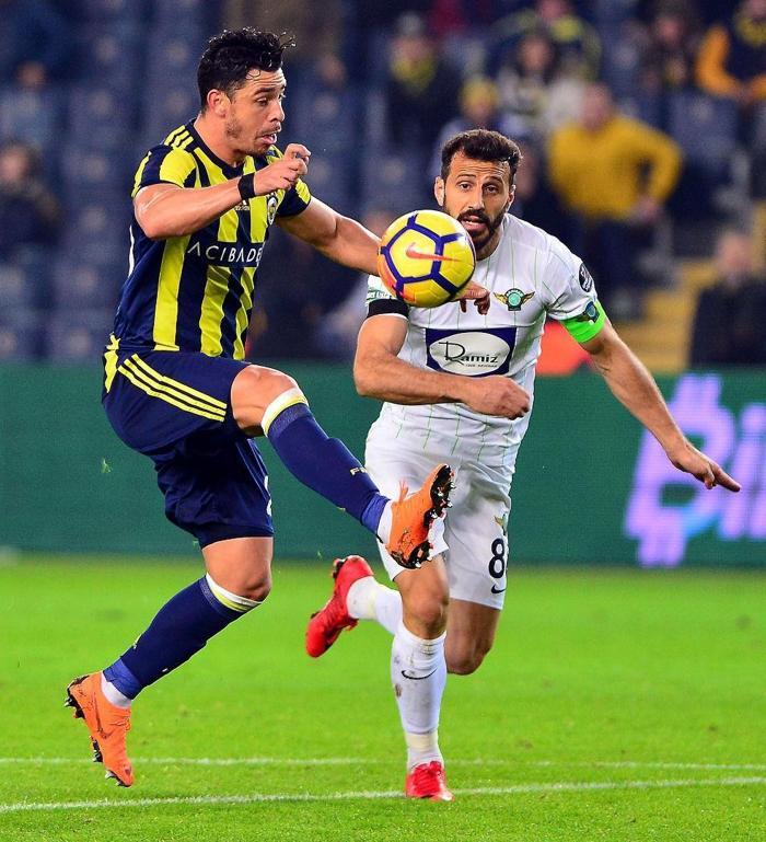 Fanatik yazarlarının Fenerbahçe - TM Akhisarspor maçı yorumları
