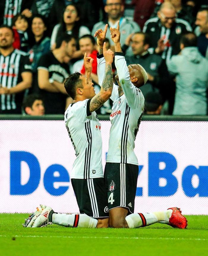 Kısa mesaj (Erman Özgür)