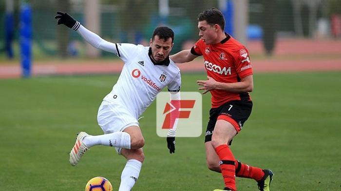 Beşiktaş - Helmond maçından kareler