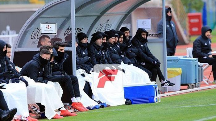 Beşiktaş - Helmond maçından kareler