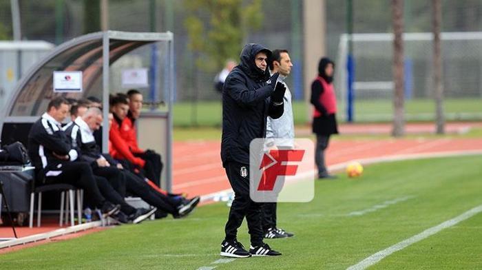 Beşiktaş - Helmond maçından kareler