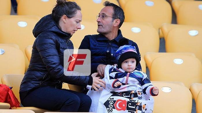 Beşiktaş - Helmond maçından kareler