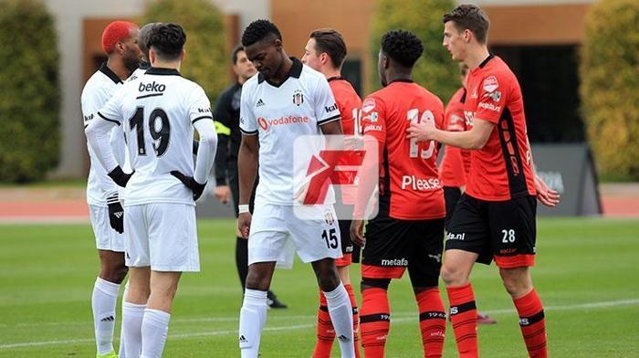 Beşiktaş - Helmond maçından kareler